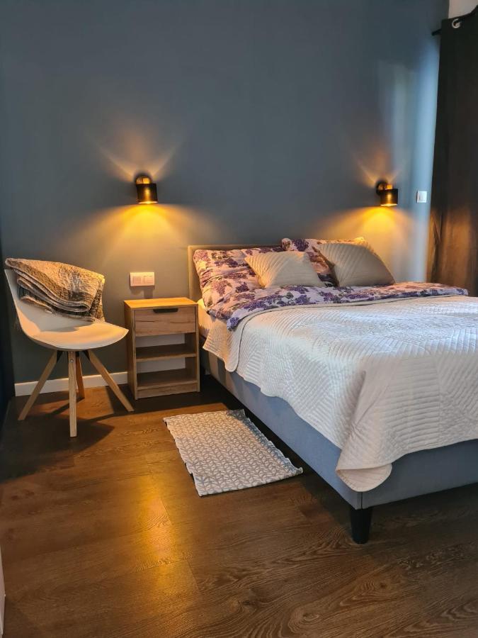 Venice Apartment, Self Check-in 24h, Free Parking * Poznan