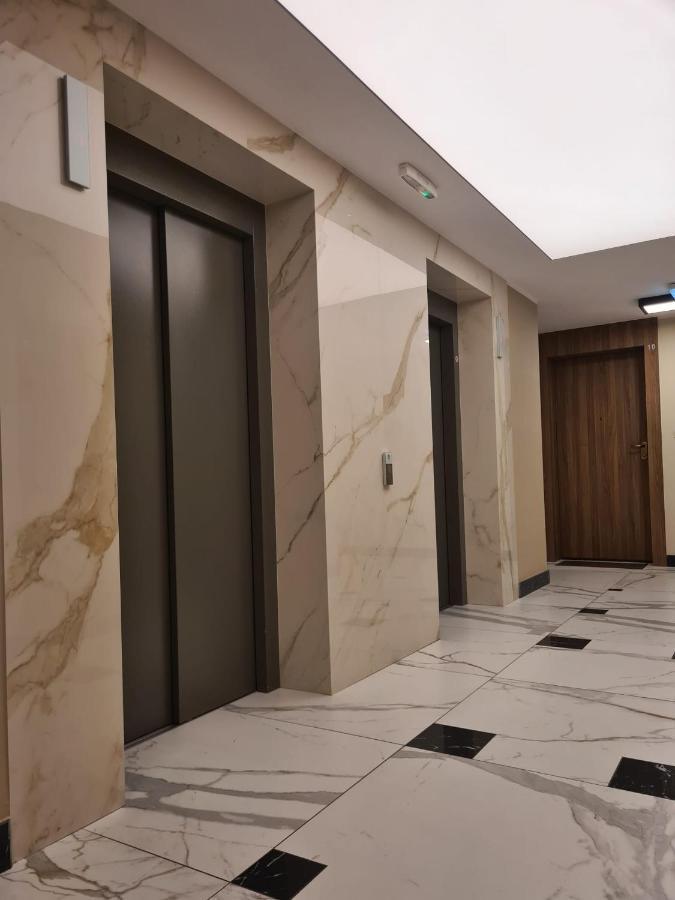 Venice Apartment, Self Check-in 24h, Free Parking * Poznan